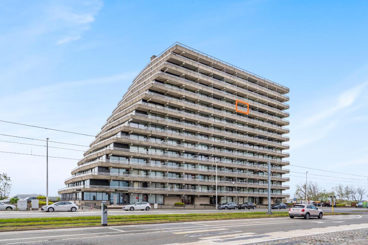 Luxueuze Vakantiestudio Met Zeezicht En Terras In Oostende Exteriör bild